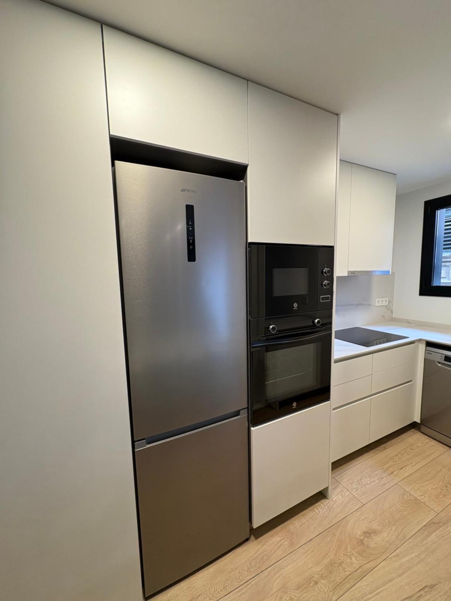 Reusia Apartaments Buitenkant foto
