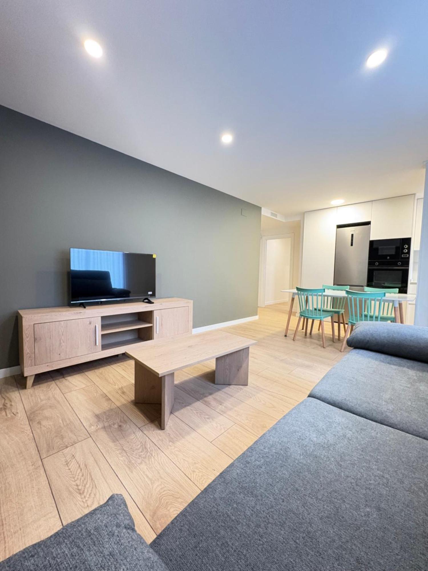 Reusia Apartaments Buitenkant foto